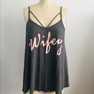 🦋 3/$15 “Wifey” women’s top